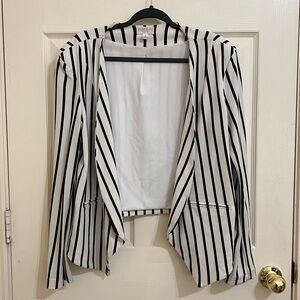 Bisou Bisou Monochrome Striped Jacket